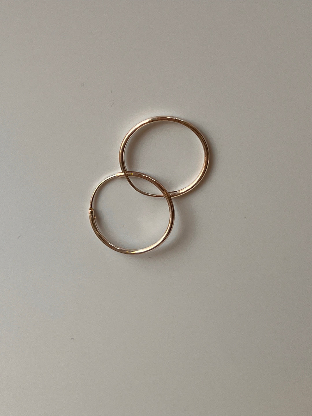 Silver Wire Winnona Hoops M