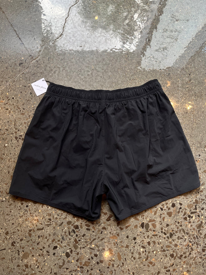 Load image into Gallery viewer, Mdrn Form Black Swimming trunks
