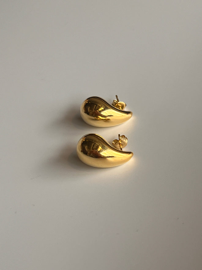 Load image into Gallery viewer, Frances Grace Silver Gold-Tone Bubble Teardrop Earrings (Large)
