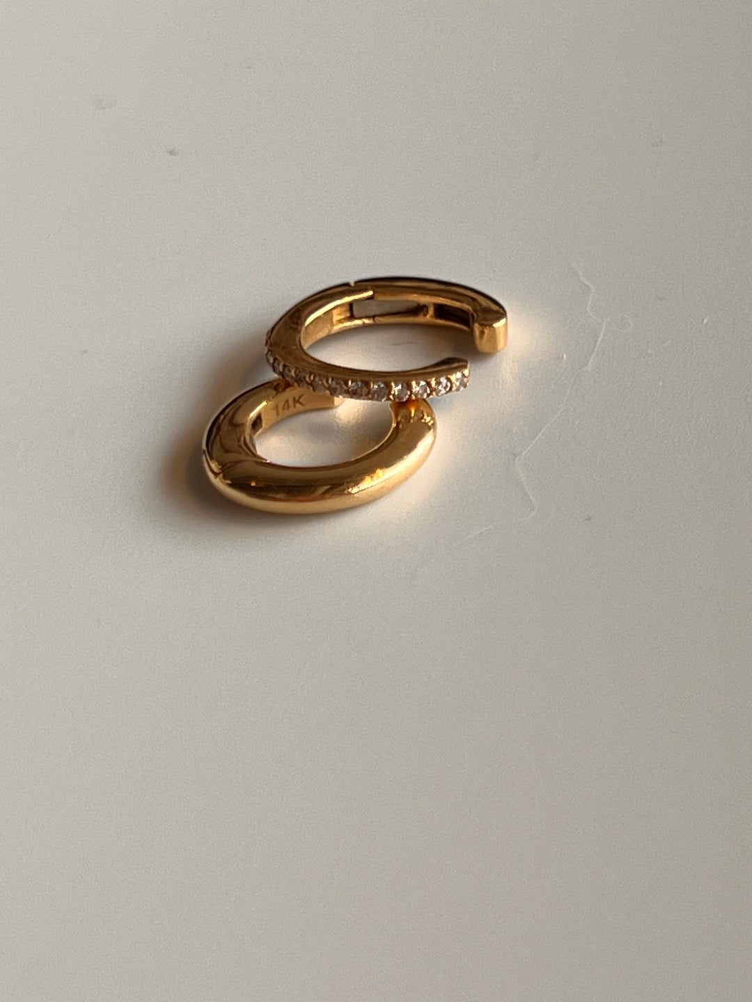 Frances Grace Single 14K Gold Plain Ear Cuff