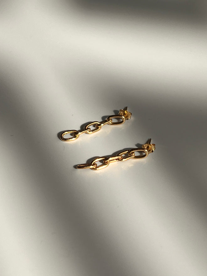 Load image into Gallery viewer, Zoe Chicco 14K Gold Chain Drop Earrings
