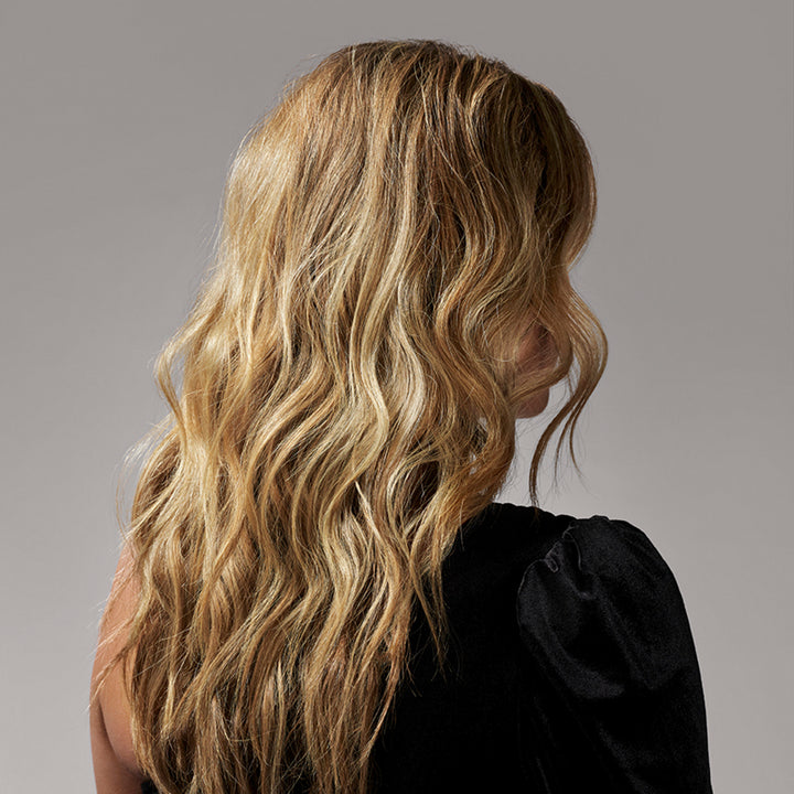 Dry Texturizing Spray | Oribe | HOLDENGRACE