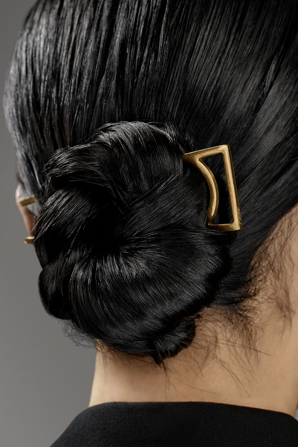 Hair Large Pin | Oribe | HOLDENGRACE